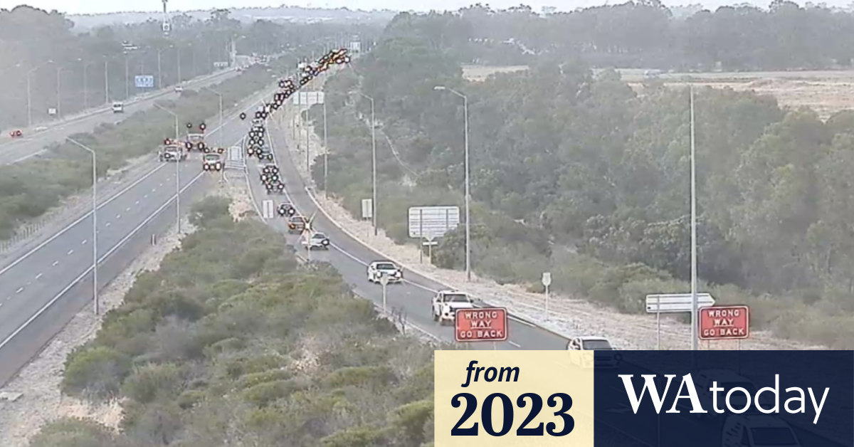 Kwinana Freeway fatal crash Perth traffic chaos after part of freeway closed during peak hour